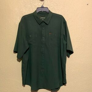 Orvis Men's Button Up Shirt XXL Short Sleeve Green LOGO Polyester Front Pockets